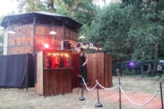 Le PeepShow 001 * 5184 x 3456 * (8.13MB)